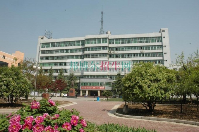 西安鐵路職業技術學院招生辦聯系電話