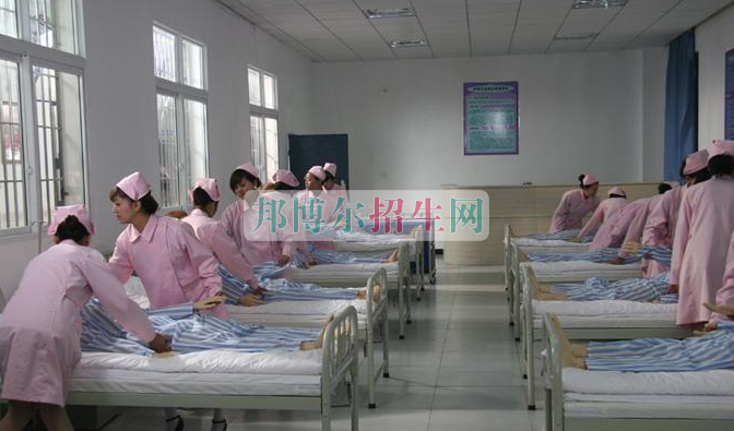 成都有哪些有高級(jí)護(hù)理的大專(zhuān)院校