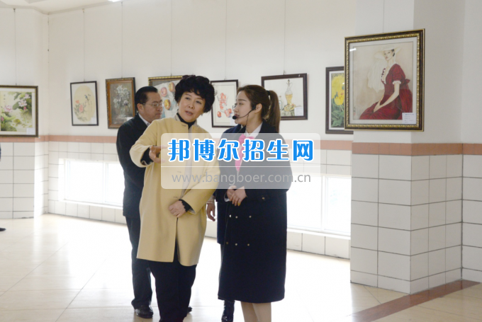 市委常委、宣傳部長潘梅到川南幼兒師范高等?？茖W(xué)校調(diào)研思想政治工作