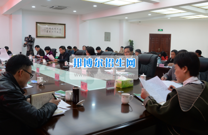 市委常委、宣傳部長潘梅到川南幼兒師范高等?？茖W(xué)校調(diào)研思想政治工作