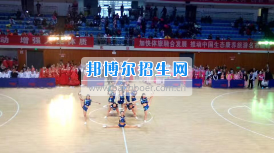 川北幼兒師范高等?？茖W(xué)校榮獲2017西部地區(qū)體育舞蹈大賽金獎(jiǎng)