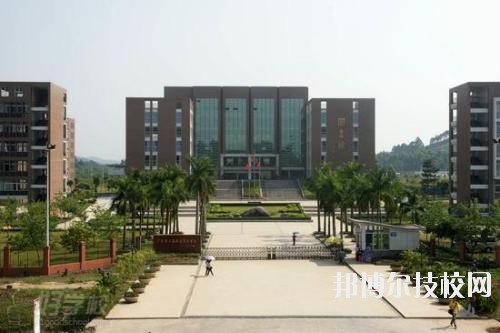 武漢南華光電職業(yè)技術學校學校怎么樣、好不好