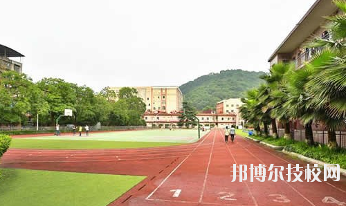 重慶微電子工業(yè)學(xué)校2020年報名條件、招生要求、招生對象