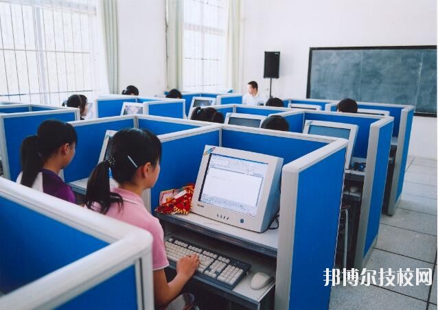 貴陽城鄉建設學校2020年招生辦聯系電話