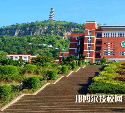 重慶南桐礦業(yè)有限責(zé)任公司技工學(xué)校2020年報名條件、招生要求、招生對象