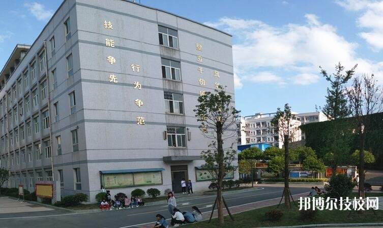 習水中等職業學校怎么樣、好不好