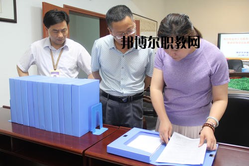 南充外國語中等專業(yè)學(xué)校2020年報名條件、招生要求、招生對象