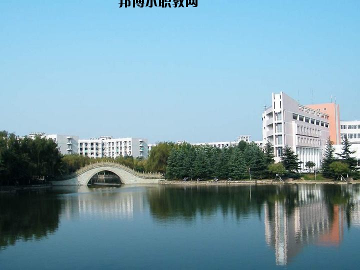 咸寧衛(wèi)生學(xué)校2020年報名條件、招生要求、招生對象
