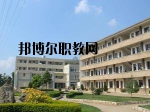 祿豐縣職業(yè)高級(jí)中學(xué)2020年報(bào)名條件、招生要求、招生對(duì)象