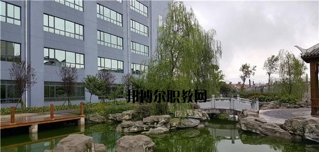 息烽縣職業(yè)技術(shù)學(xué)校2020年報名條件、招生要求