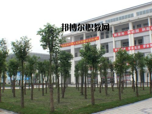 德陽電子工程學(xué)校2020年報(bào)名條件、招生要求、招生對(duì)象