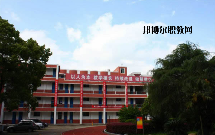 江西建筑工業(yè)學校2020年報名條件、招生要求、招生對象