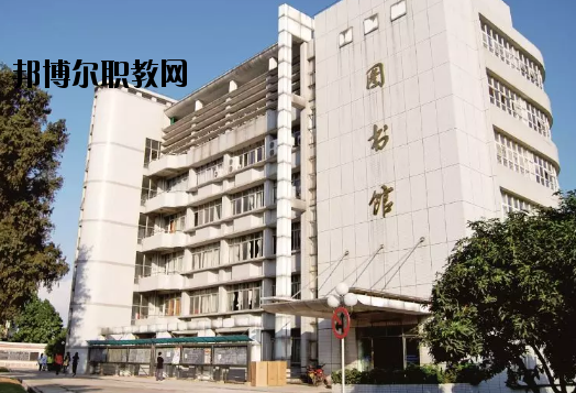 江門幼兒師范學校2020年報名條件、招生要求、招生對象