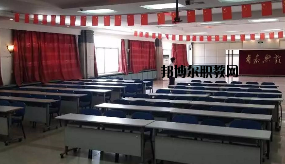 甘肅信息工程技術(shù)中等專業(yè)學校2020年學費、收費多少
