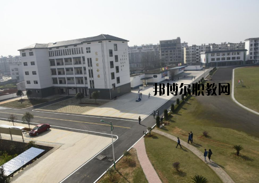 宜豐中等專業(yè)學(xué)校2020年報(bào)名條件、招生要求、招生對(duì)象