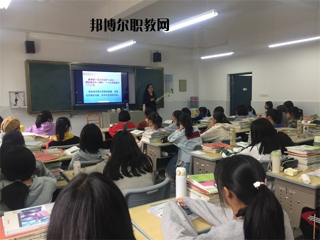 江西景德鎮(zhèn)機(jī)電工程學(xué)校2020年報(bào)名條件、招生要求、招生對象 