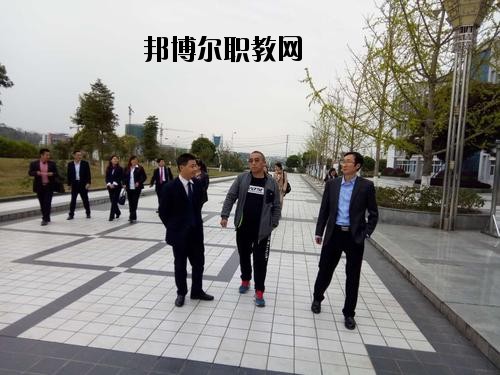 南充應(yīng)用技術(shù)職業(yè)學(xué)校2020年報名條件、招生要求、招生對象