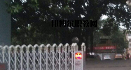 百色右江區職業技術學校2020年招生辦聯系電話