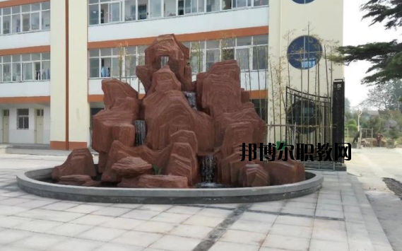 新鄉(xiāng)牧野區(qū)職業(yè)教育中心2021年報(bào)名條件、招生要求、招生對(duì)象