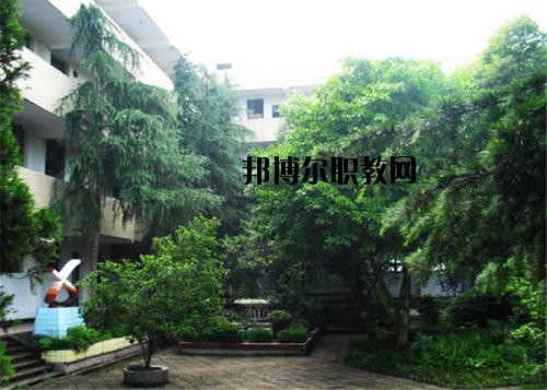 內江求是職業(yè)技術學校怎么樣、好不好