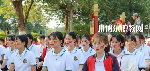 來賓職業教育中心學校怎么樣、好不好