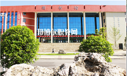 貴州應(yīng)用技術(shù)職業(yè)學(xué)院(中職部)2020年報(bào)名條件、招生要求、招生對(duì)象