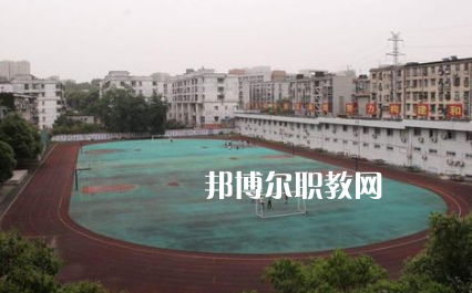 重慶廣播電視中等專業(yè)學(xué)校2021年報(bào)名條件、招生要求、招生對(duì)象