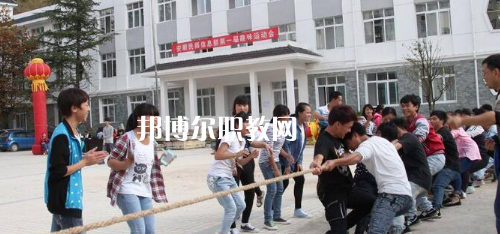 安順民族職業(yè)技術(shù)學(xué)校2021年報(bào)名條件、招生要求、招生對(duì)象