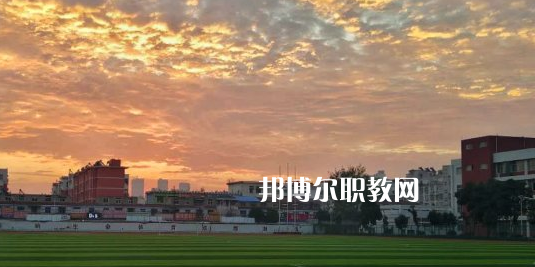 安徽2021年初中畢業(yè)讀什么中專(zhuān)學(xué)校