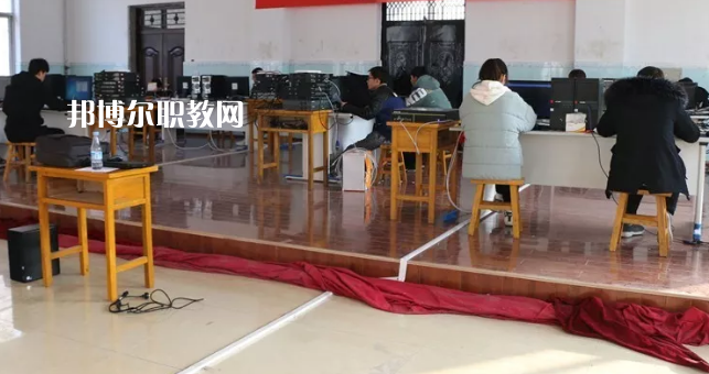 靈臺(tái)縣職業(yè)中等專(zhuān)業(yè)學(xué)校2022年招生辦聯(lián)系電話