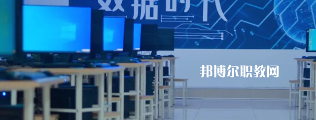 中國(guó)五冶高級(jí)技工學(xué)校龍泉校區(qū)怎么樣、好不好