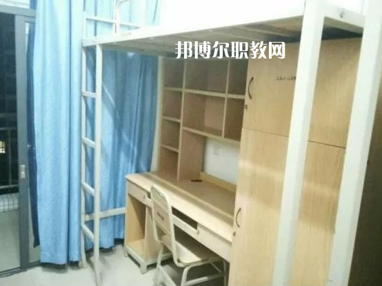 江蘇省蘇州絲綢中等專業學校2022年宿舍條件