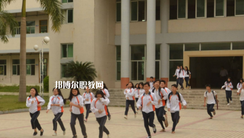 汕頭潮陽(yáng)區(qū)職業(yè)技術(shù)學(xué)校2022年報(bào)名條件、招生要求、招生對(duì)象