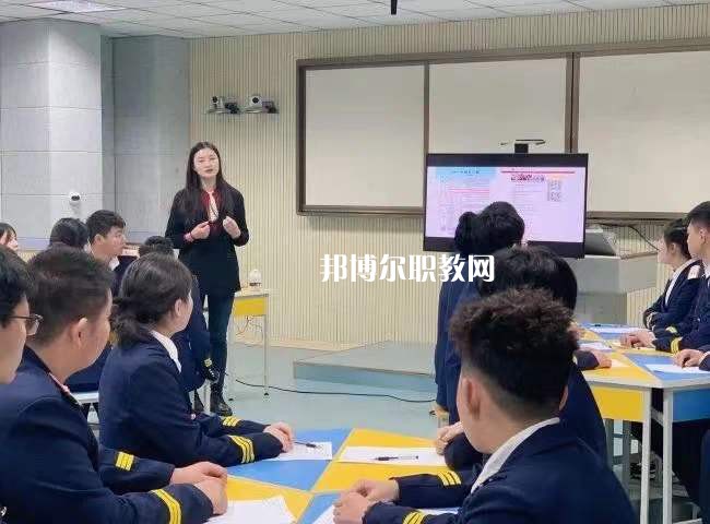 江蘇省大港中等專業(yè)學(xué)校2022年學(xué)費、收費多少