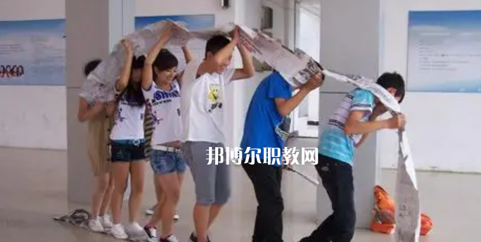 成都金海洋創(chuàng)意產(chǎn)業(yè)職業(yè)技術(shù)學校2022年學費、收費多少