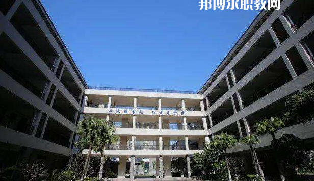 佛山高明區(qū)高級技工學(xué)校2022年報名條件、招生要求、招生對象