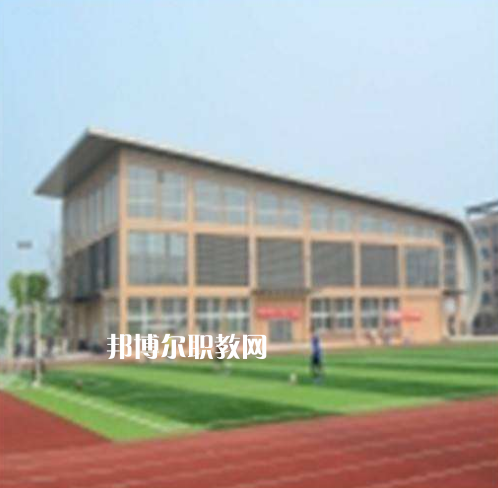 四川瀘州鵬程中等職業(yè)學校2022年報名條件、招生要求、招生對象