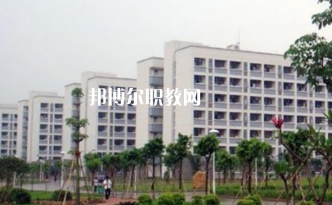 樂至縣回瀾職業中學怎么樣、好不好