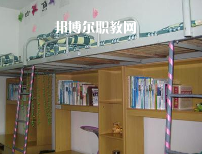 邢臺(tái)醫(yī)學(xué)高等?？茖W(xué)校2022年宿舍條件