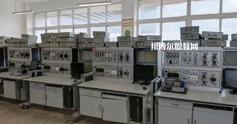 南江縣小河職業中學2022年有哪些專業