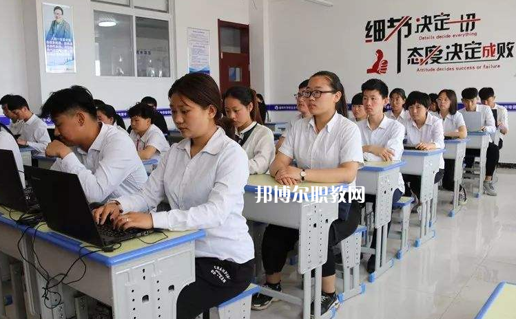 吳橋縣職業(yè)技術(shù)教育中心2022年報名條件、招生要求、招生對象