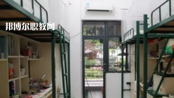 嵩明職業高級中學2022年宿舍條件