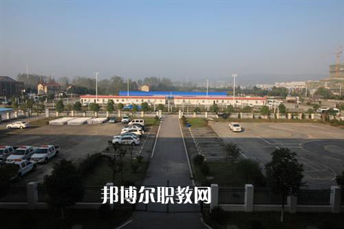 安徽滁州技師學(xué)院2022年報名條件、招生要求、招生對象