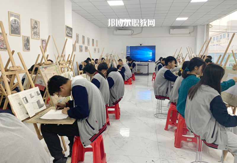 廣州華成理工職業(yè)技術(shù)學校2022年招生辦聯(lián)系電話