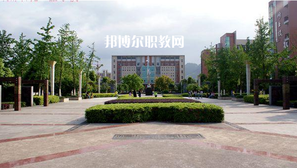 重慶南川隆化職業(yè)中學校2022年報名條件、招生要求、招生對象
