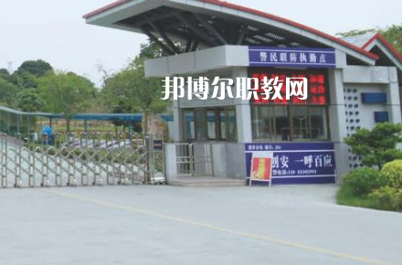 東莞汽車技術(shù)學校2022年報名條件、招生要求、招生對象 