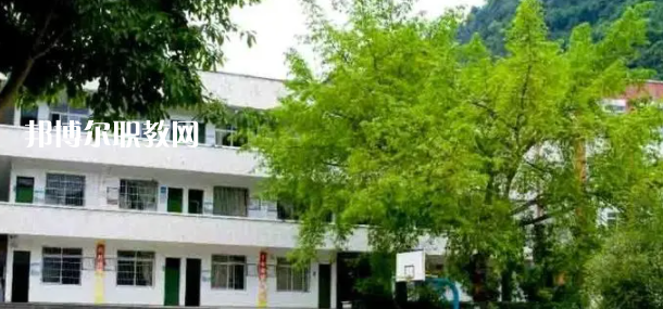 沐川縣中等職業(yè)學校2022年報名條件、招生要求、招生對象