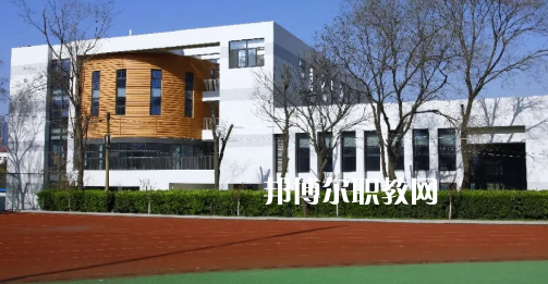 山東省青島衛(wèi)生學(xué)校2022年報(bào)名條件、招生要求、招生對象