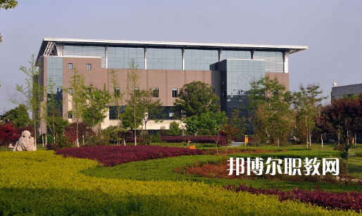 武漢財政學校2022年怎么樣、好不好