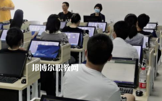 長沙市中等城鄉(xiāng)建設職業(yè)技術(shù)學校